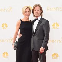 Felicity Huffman y William H. Macy en la alfombra roja de los Premios Emmy 2014