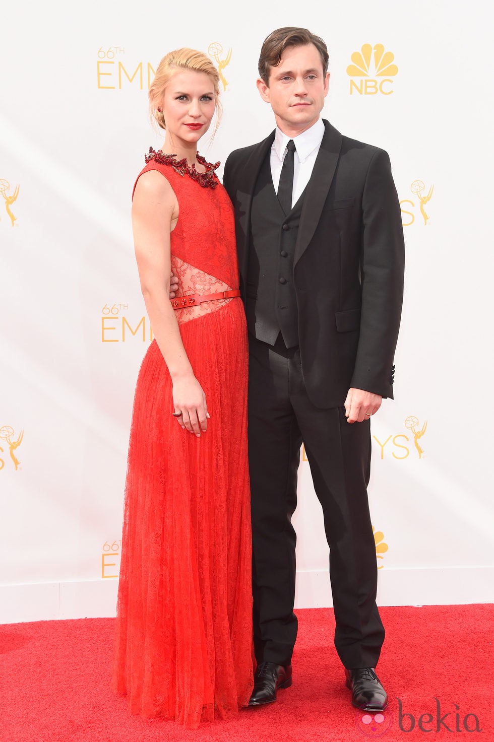 Hugh Dancy y Claire Danes en la alfombra roja de los Premios Emmy 2014