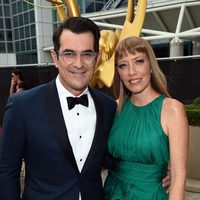 Ty Burrell y Holly Anne Brown en la alfombra roja de los Premios Emmy 2014