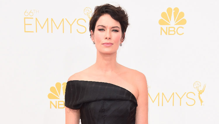 Lena Headey en la alfombra roja de los Premios Emmy 2014