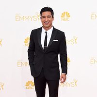 Mario Lopez en la alfombra roja de los Premios Emmy 2014