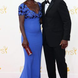 Viola Davis y Julius Tennon en la alfombra roja de los Premios Emmy 2014