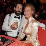 Katharine Heighl y Josh Kelley en la gala de los Premios Emmy 2014