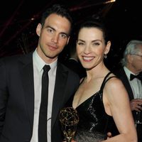 Julianna Margulies y Keith Lieberthal en la Fiesta del Gobernador tras los Emmy 2014