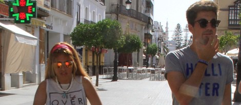 Chabelita Pantoja con su hijo Alberto y su amigo Alejandro en Sanlúcar de Barrameda