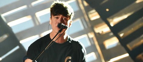 Calum Hood en los Video Music Awards 2014