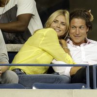 Heidi Klum cariñosa junto a Vito Schnabel en el Us Open 2014