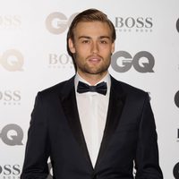 Douglas Booth en los Premios GQ Hombres del Año 2014