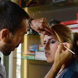 Chabelita Pantoja recibiendo clases de belleza de Manuel Zamorano