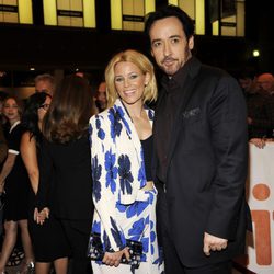 Elizabeth Banks y John Cusack en el estreno de 'Love & Mercy' en el Festival de Toronto 2014