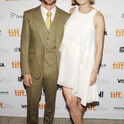 Simon Pegg y Rosamund Pike en el estreno de 'Hector and the Search for Happiness' en el Festival de Toronto 2014