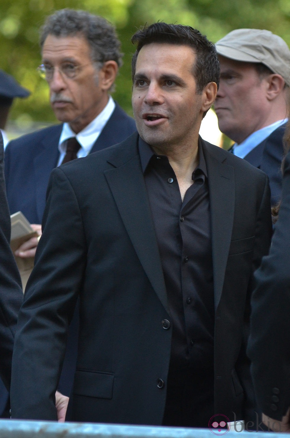 Mario Cantone en el funeral de Joan Rivers