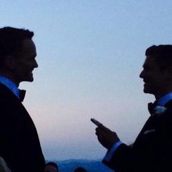 Neil Patrick y David Burtka en el día de su boda 