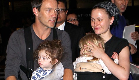 Anna Paquin y Stephen Moyer aterrizan en Los Ángeles