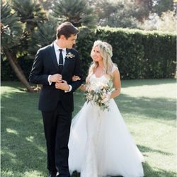 Ashley Tisdale y Christopher French el día de su boda