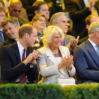 El Príncipe Guillermo, la Duquesa de Cornualles, el Príncipe Carlos y el Príncipe Harry en la inauguración de los Invictus Games