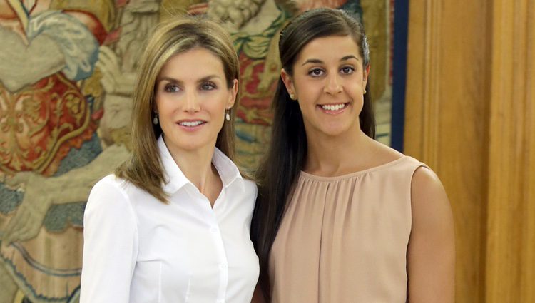 La Reina Letizia y la Campeona del Mundo de Bádminton en una audiencia en La Zarzuela