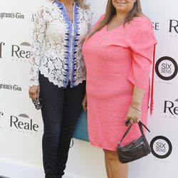 Cari Lapique y Caritina Goyanes en el desfile de Jorge Vázquez en el Madrid Fashion Show 2014