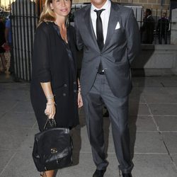 Joaquín Prat y Yolanda Bravo en la misa funeral de Carmen Hortal