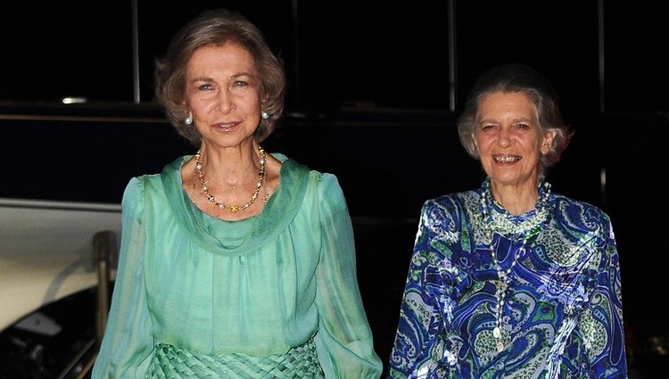 La Reina Sofía e Irene de Grecia en las Bodas de Oro de los Reyes de Grecia