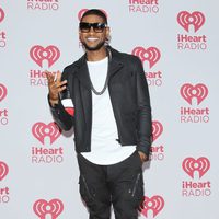 Usher en el iHeartRadio Music Festival 2014