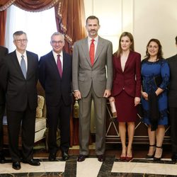 Los Reyes Felipe y Letizia en un almuerzo con científicos españoles en Nueva York