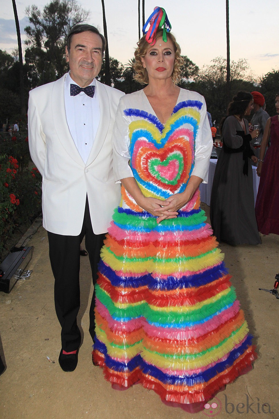 Agatha Ruiz de la Prada y Pedro J Ramirez en los Premios Escaparate de Sevilla