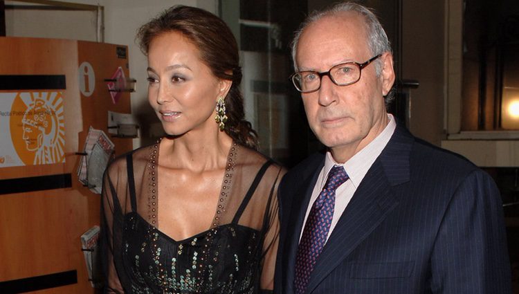 Isabel Preysler y Miguel Boyer en una cena en 2006