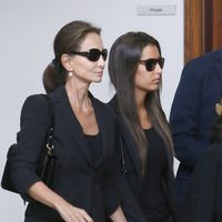 Isabel Preysler y Ana Boyer en el tanatorio de Miguel Boyer