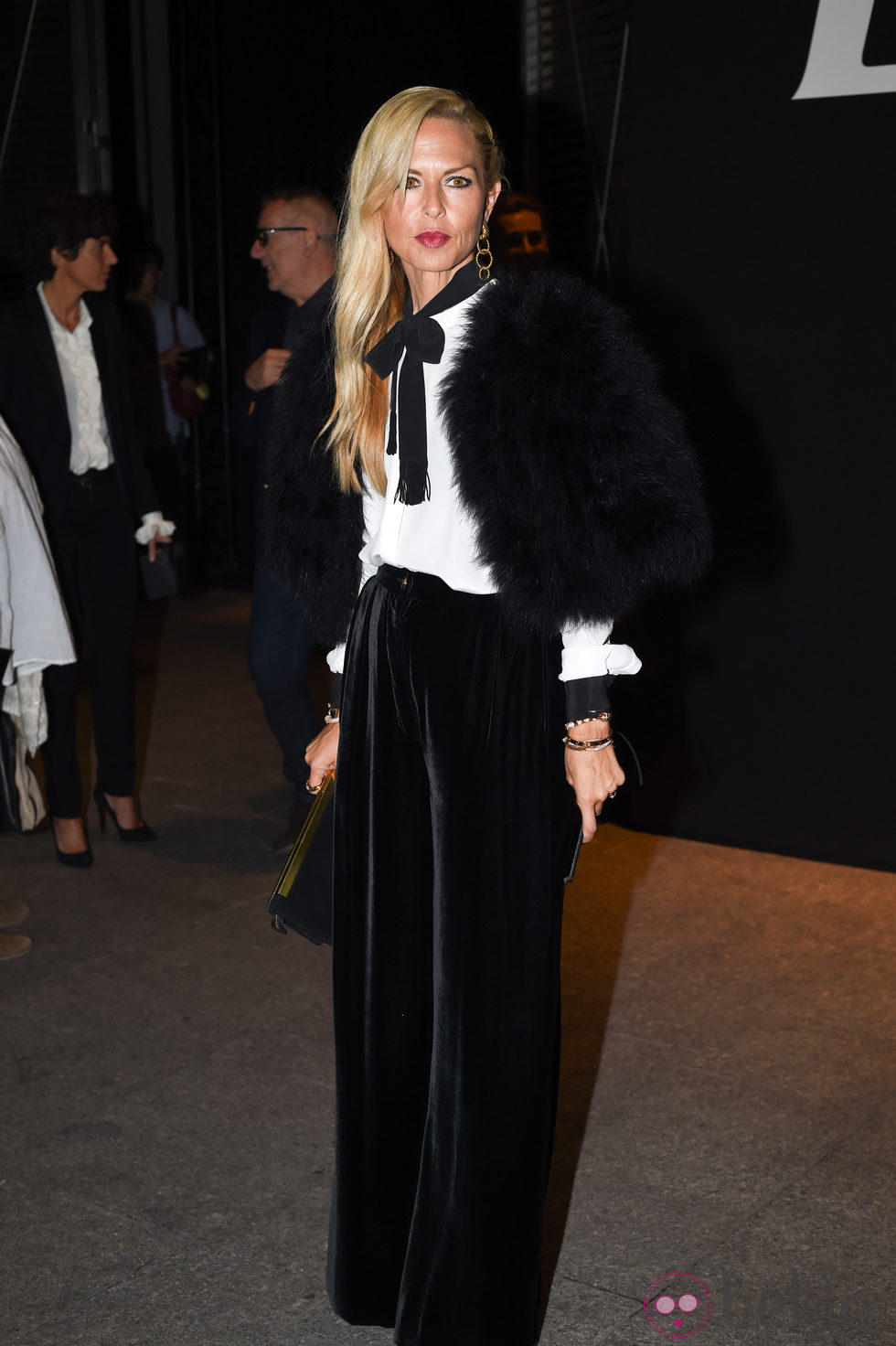 Rachel Zoe en el desfile de Saint Laurent en la Semana de la Moda de París primavera/verano 2015