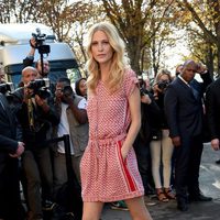 Poppy Delevingne en el desfile de Chanel en la Semana de la Moda de París primavera/verano 2015