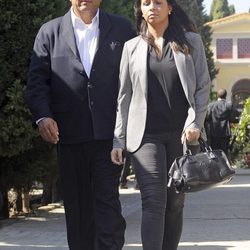 José Verdasco y su hija Sara en el funeral de Miguel Boyer