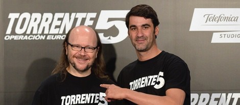 Jesulín de Ubrique y Santiago Segura en el estreno de 'Torrente 5: Operación Eurovegas' en Madrid