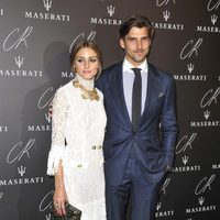 Olivia Palermo y Johannes Huebl en una fiesta organizada en el marco de la Paris Fashion Week