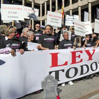 Juanjo Puigcorbe en la manifestación de actores contra la Ley Lasalle