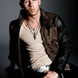 Nick Jonas posa para Flaunt Magazine