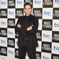 Asier Etxeandía en el estreno de 'Dioses y Perros'