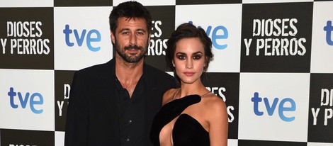 Hugo Silva y Megan Montaner en el estreno de 'Dioses y Perros'