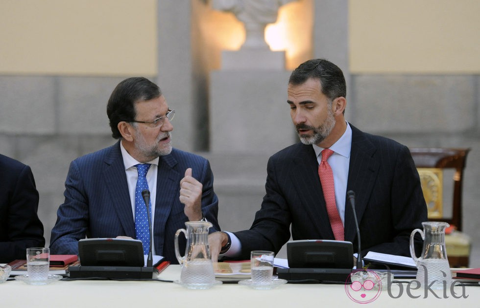 Mariano Rajoy y el Rey Felipe en la reunión anual del Patronato del Instituto Cervantes