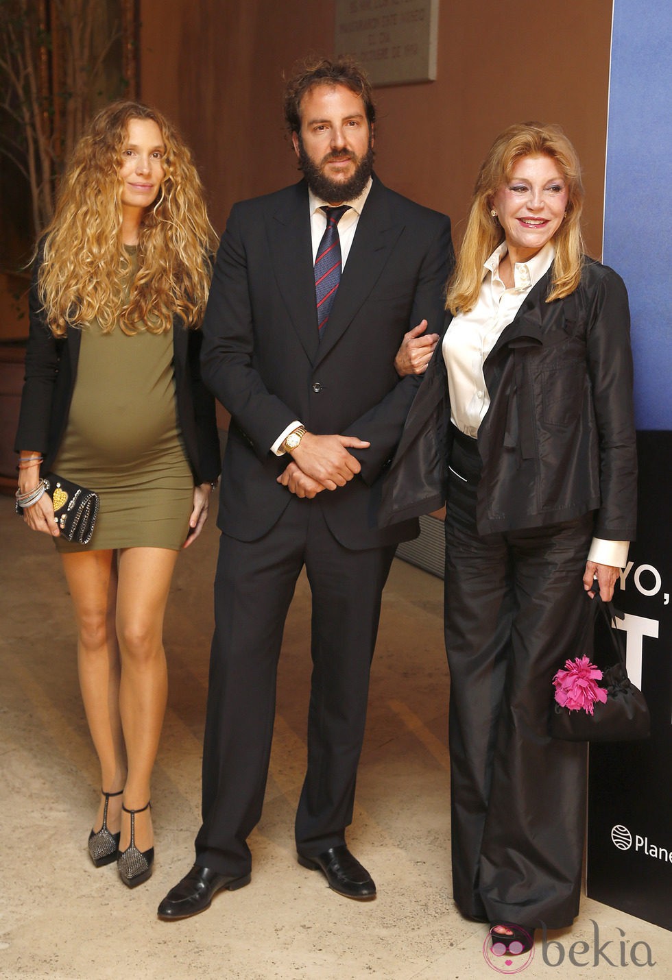 Tita Cervera con Borja Thyssen y Blanca Cuesta en la presentación de las memorias del Barón Thyssen