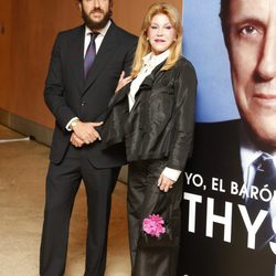 Carmen Cervera y Borja Thyssen en la presentación de las memorias del Barón Thyssen