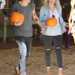 Harry Styles junto a una misteriosa chica rubia