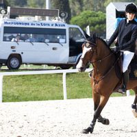 Carlota Casiraghi en un concurso de saltos en Francia