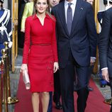 Los Reyes Felipe y Letizia tras su reunión con el primer ministro de Holanda