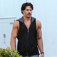 Joe Manganiello luce músculos en el rodaje de 'Magic Mike XXL'