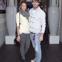 Corina Randazzo e Israel Rodríguez en la fiesta de aniversario de un hotel