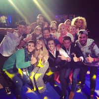 David Bustamante con los concursantes de 'Gran Hermano 15'