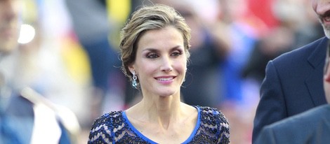 La Reina Letizia vestida de Felipe Varela en los Premios Príncipe de Asturias 2014