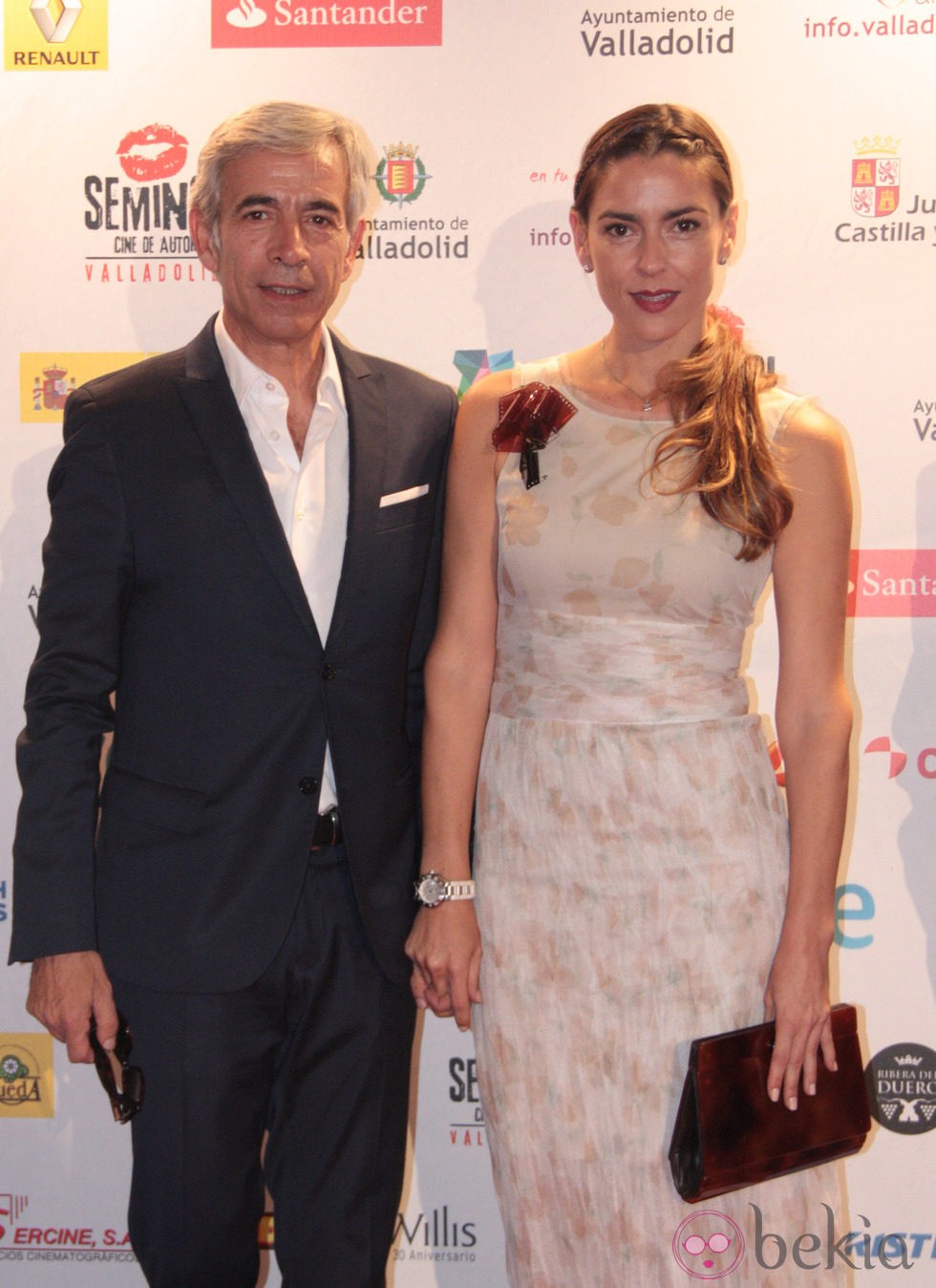 Imanol Arias e Irene Meritxell en la clausura de la Seminci 2014