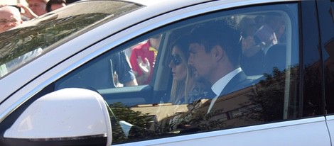 José María Manzanares y Rocío Escalona llegando a la capilla ardiente de José María Manzanares